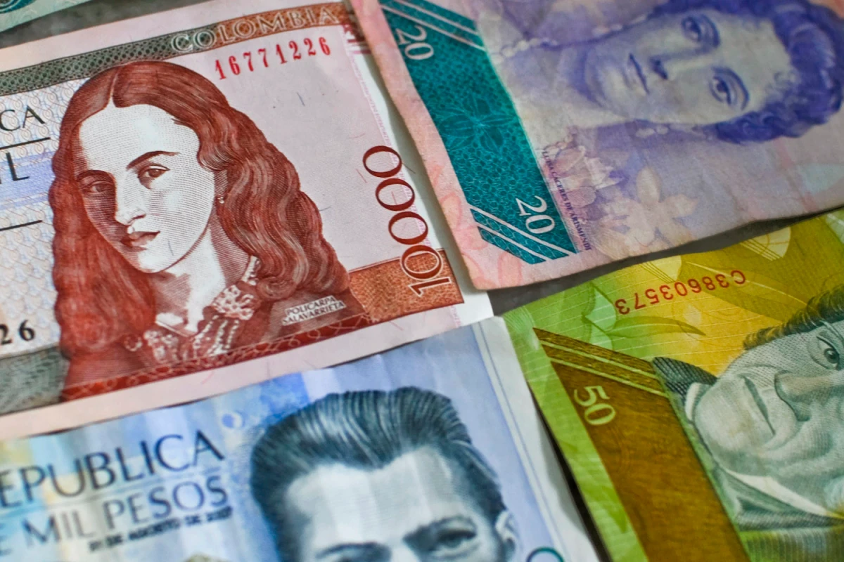 Foreign Exchange (FX) Transactions Monitoring